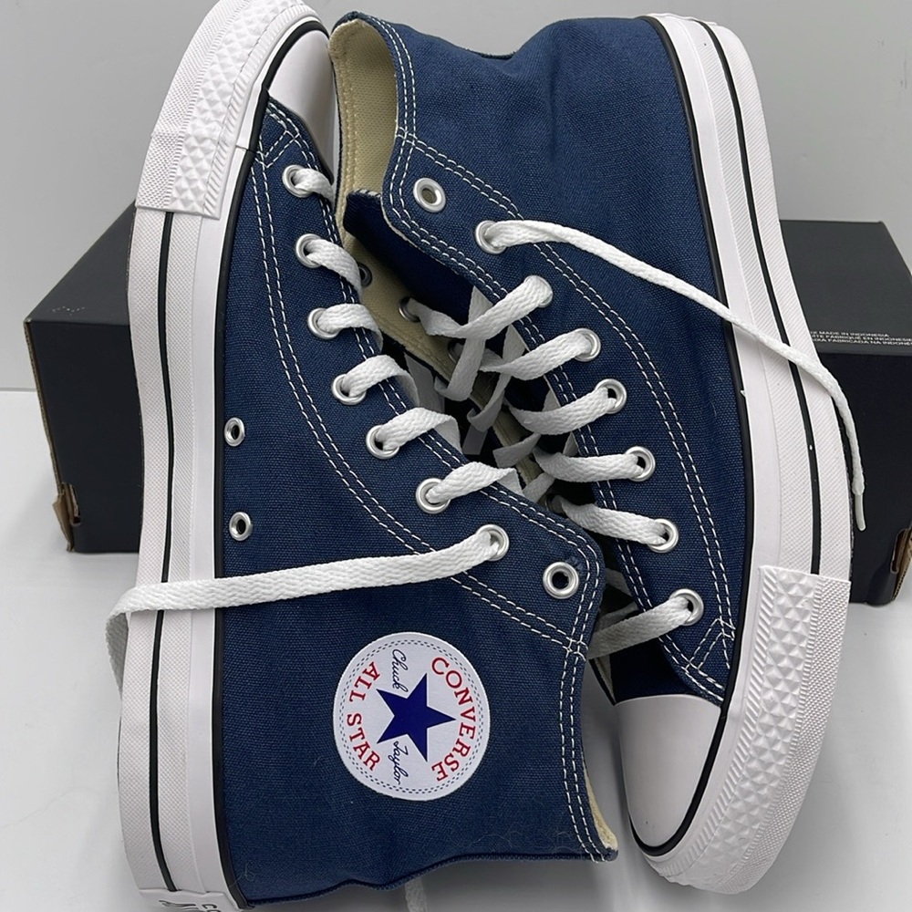 Converse Men's Blue High-Top Sneakers Classic Colors Navy - Picture 13 of 16
